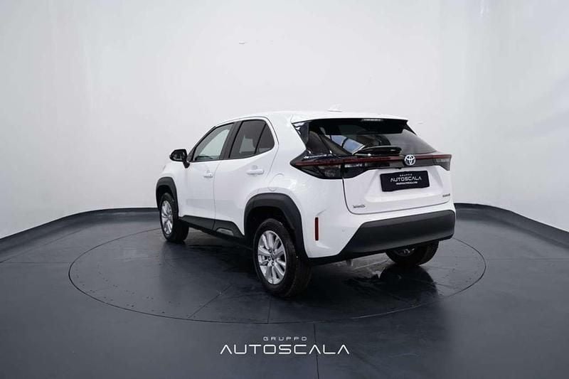 Usata Toyota Yaris Cross Business Edition 92 CV (67 kW) 2023 Bianco SUV