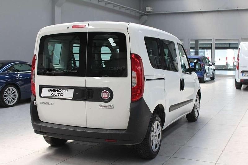 Usata Fiat Doblò 95 CV (69 kW) 2018 Bianco Monovolume