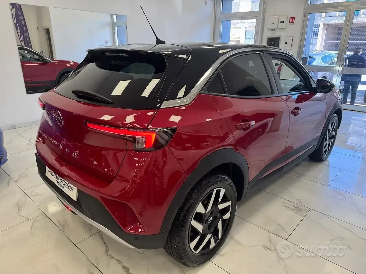 Usata Opel Mokka Edition 101 CV (74 kW) 2022 Rosso SUV