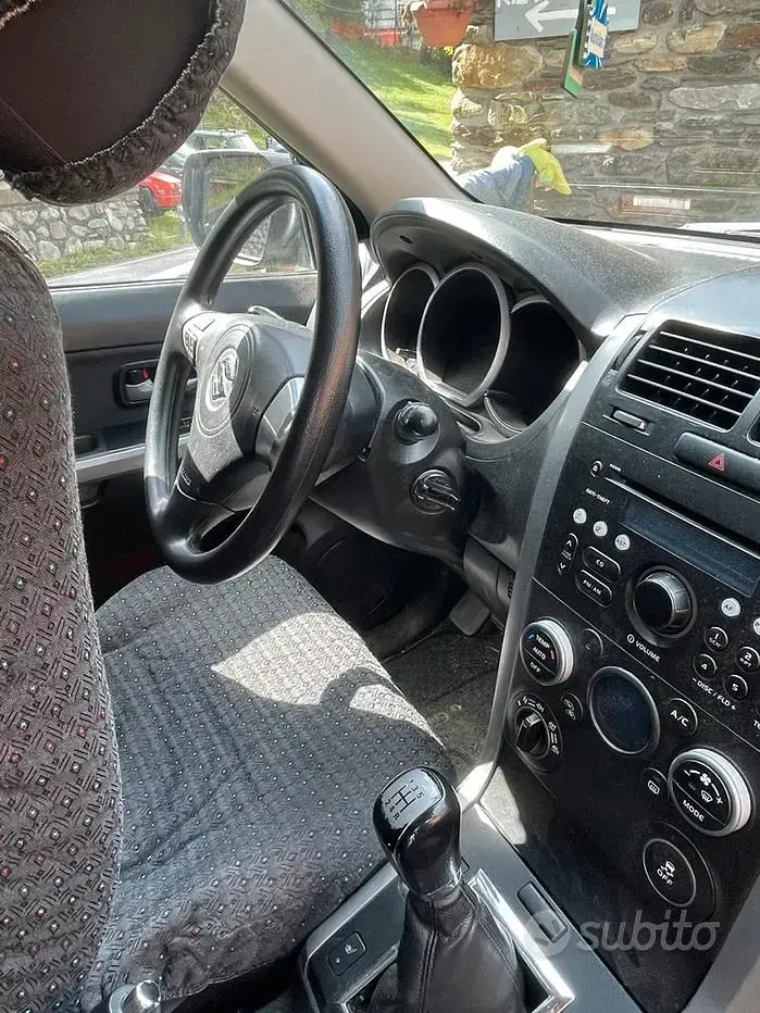Usata Suzuki Vitara 2013 Grigio
