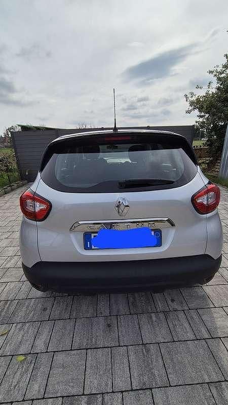 Usata Renault Captur Zen 90 CV (66 kW) 2016 SUV