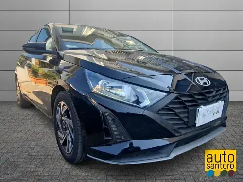 Gebraucht Hyundai i20 84 PS (61 kW) 2023 Schwarz Kleinwagen