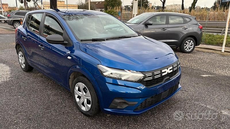 Usata Dacia Sandero Essentiel 91 CV (66 kW) 2023 Blu Berlina