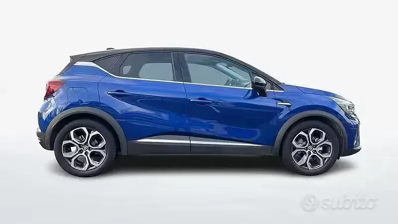 Usata Renault Captur Techno 94 CV (69 kW) 2023 Blu SUV