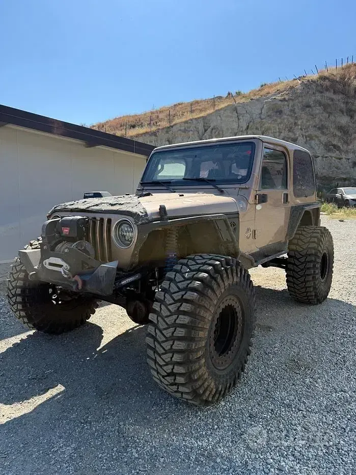 Usata Jeep Wrangler Sport 177 CV (130 kW) 2000 SUV