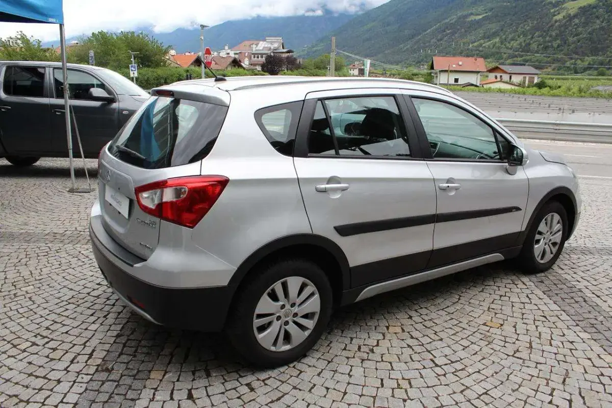 Usata Suzuki SX4 S-Cross Style 120 CV (88 kW) 2014 Argento SUV