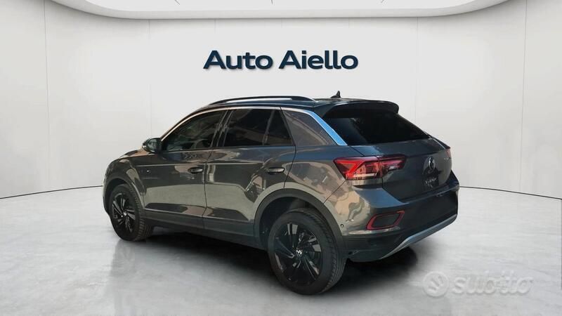 Nuova VW T-Roc Sport 116 CV (85 kW) 2025 Grigio SUV