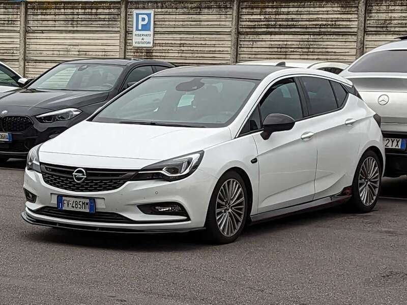 Usato 2019 Opel Astra 1.6 Diesel 160 CV (15.000 €)