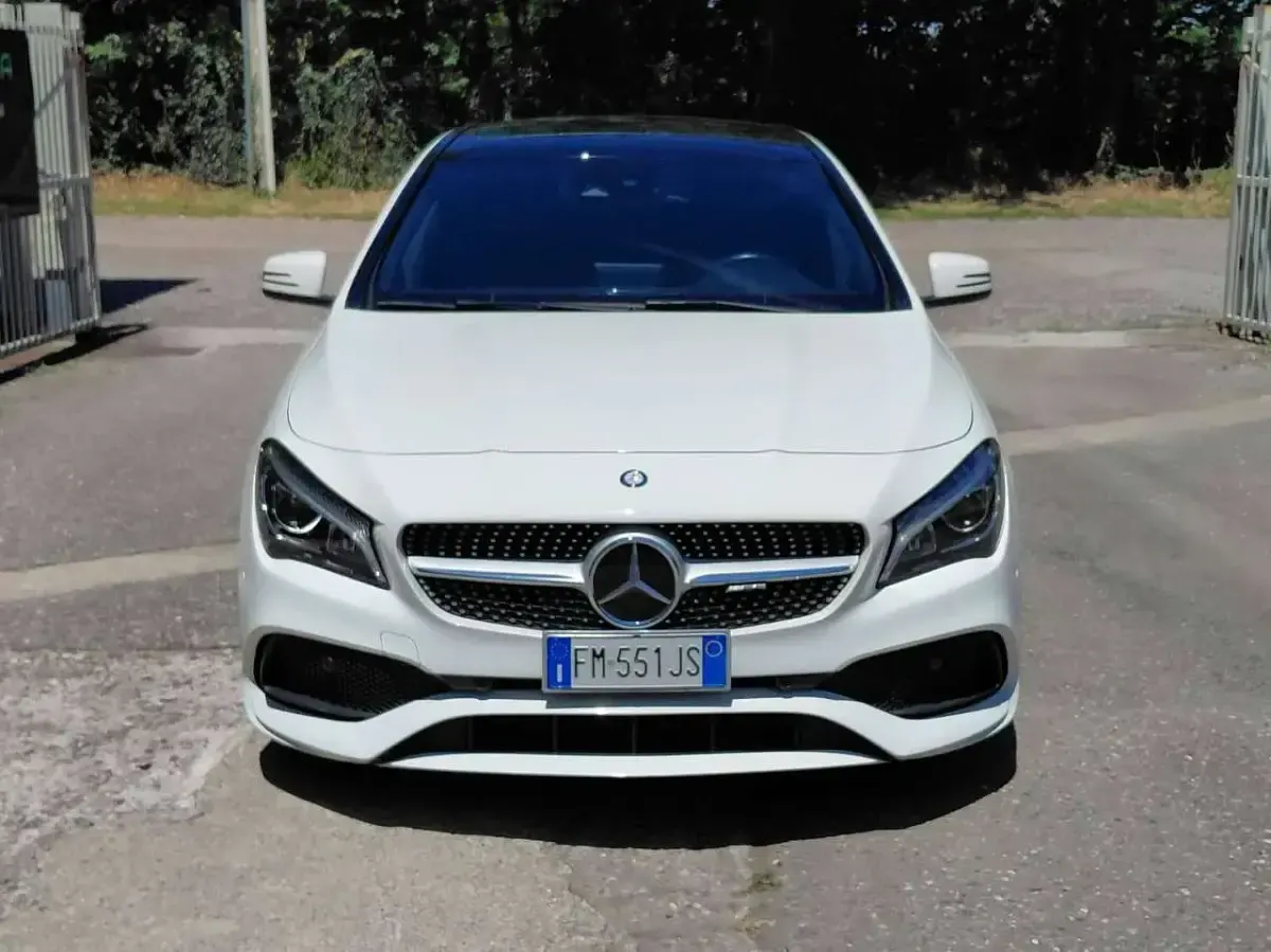 Usata Mercedes CLA220 Shooting Brake AMG Line Premium 184 CV (135 kW) 2017 Bianco Station wagon