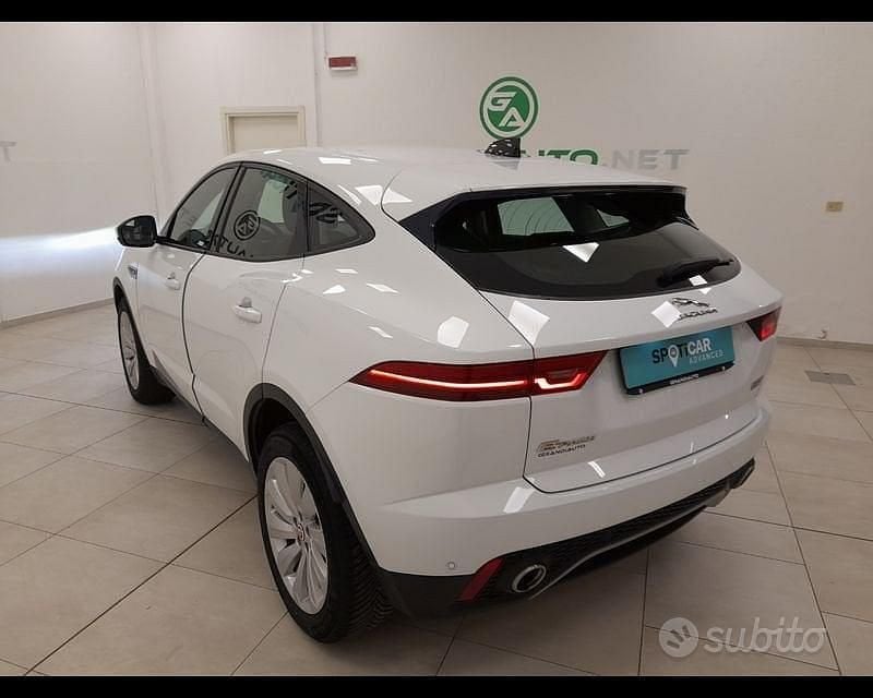 Begagnad Jaguar E-Pace 180 HK (132 kW) 2020 Vit SUV