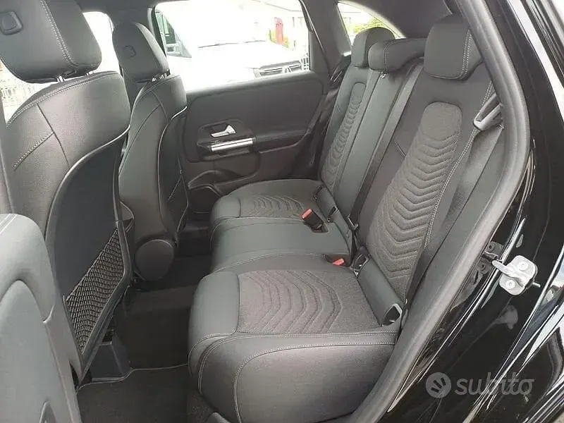 Nuova Mercedes B180 Advanced 2025 Nero Utilitaria