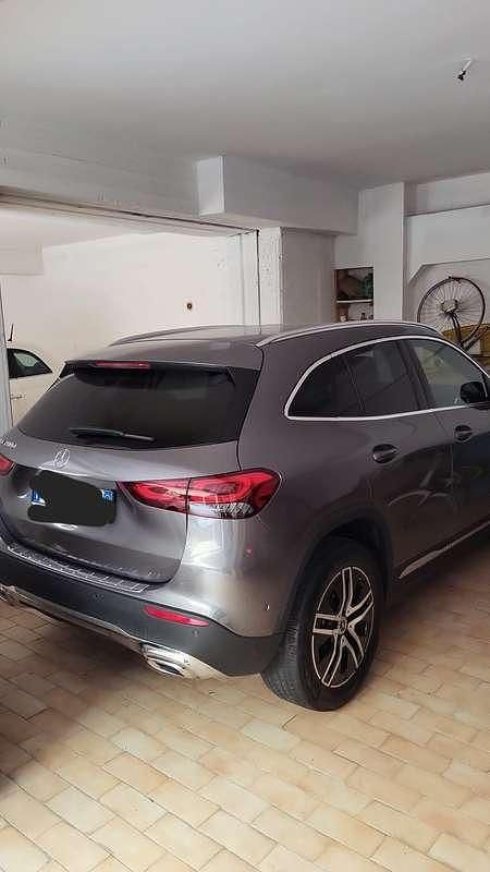 Usado Mercedes GLA200 150 CV (110 kW) 2021 Gris SUV