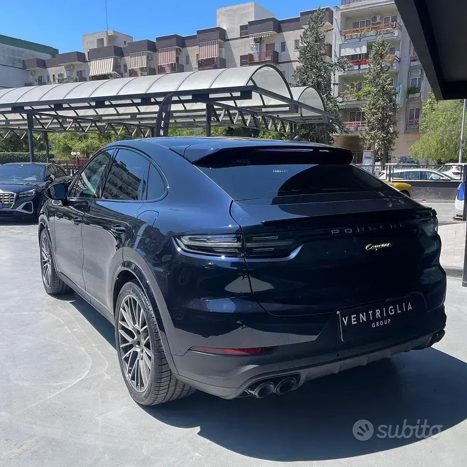 Usata Porsche Cayenne 462 CV (339 kW) 2021 Blu SUV