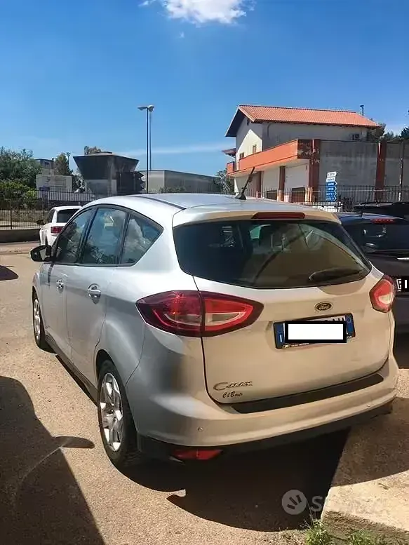 Begagnad Ford C-MAX 95 HK (69 kW) 2019 Grå Minibuss