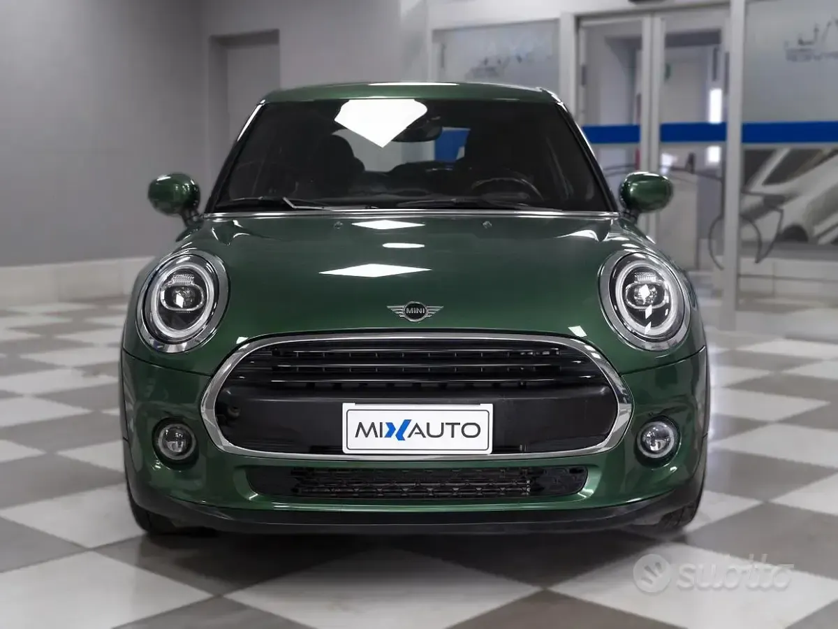 Usata Mini ONE 75 CV (55 kW) 2021 Verde Utilitaria