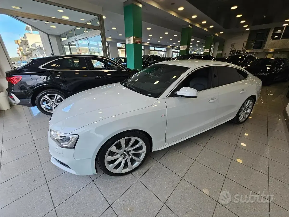 Usata Audi A5 S-Line 190 CV (139 kW) 2015 Bianco Coupé