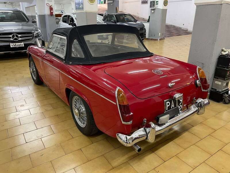 Usata MG B 44 CV (32 kW) 1963 Rosso Cabrio