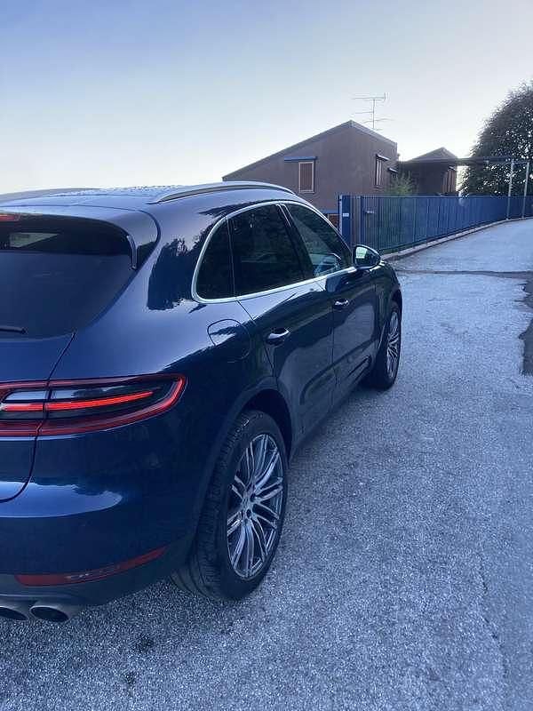 Usata Porsche Macan 250 CV (183 kW) 2015 Blu/azzurro SUV
