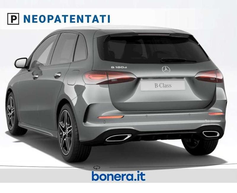 Nuova Mercedes B180 Advanced Plus 116 CV (85 kW) 2026 Grigio montagna Monovolume