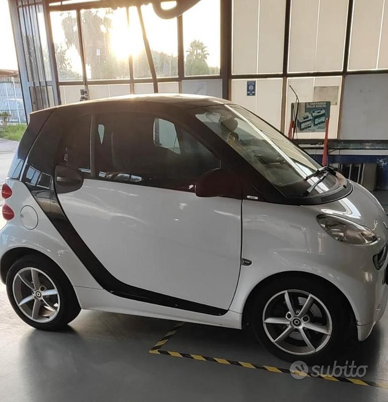 Usata Smart ForTwo Coupé Pulse 71 CV (52 kW) 2011 Bianco Coupé