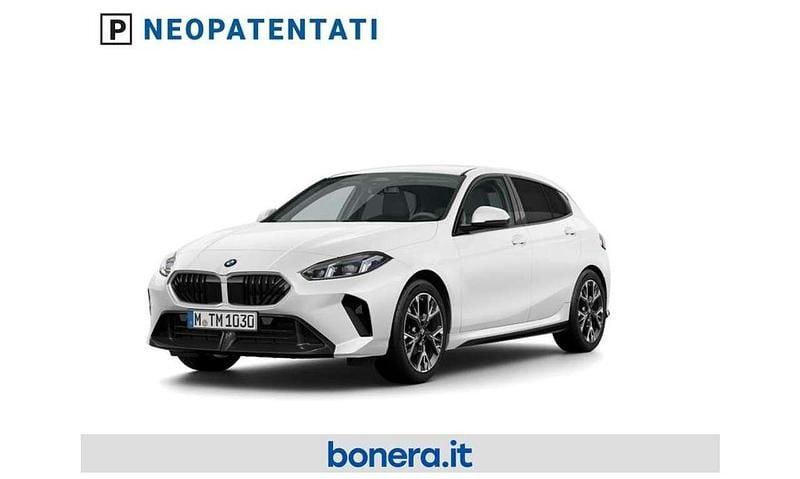 Nuova BMW 116 M Sport 122 CV (89 kW) 2026 Alpin white pastello Utilitaria