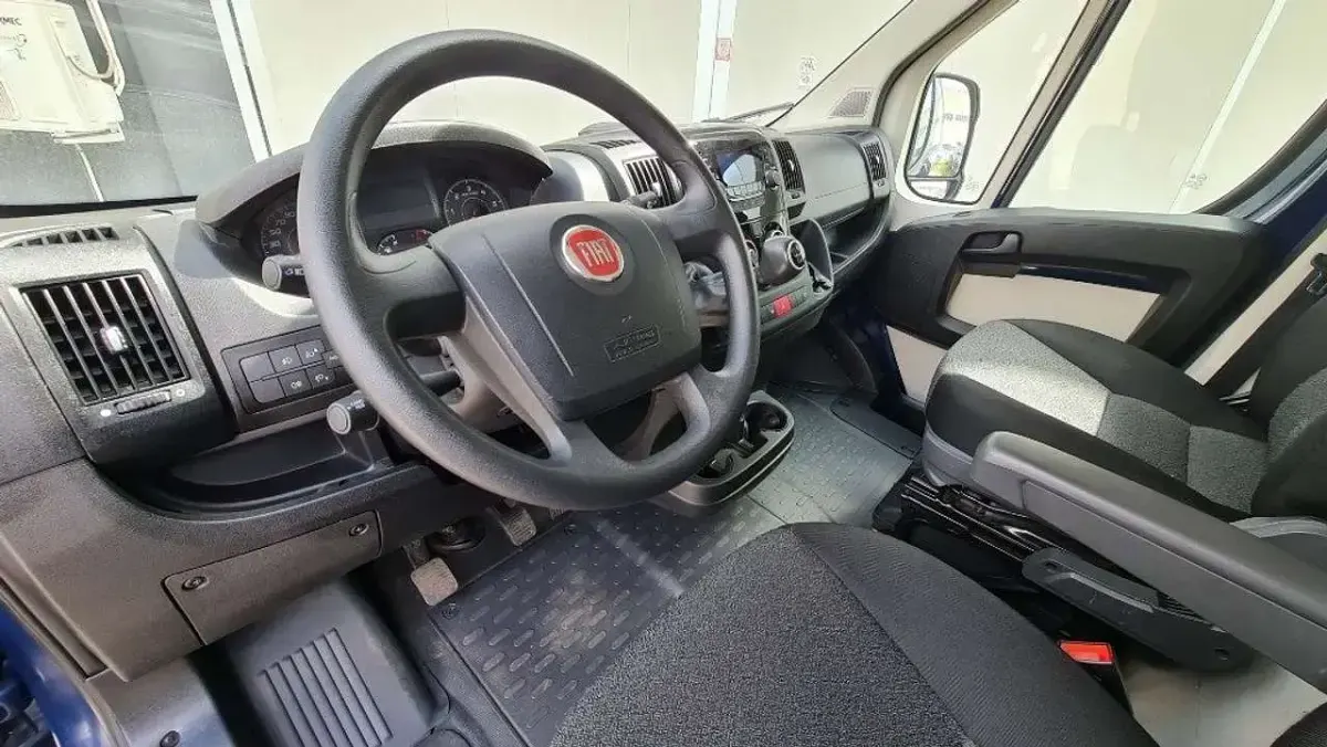 Usata Fiat Ducato 116 CV (85 kW) 2019 Blu Furgone