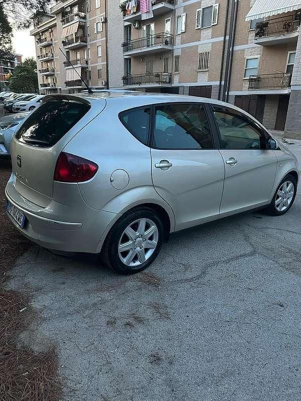 Usado Seat Altea Stylance 105 CV (77 kW) 2006 Monovolumen