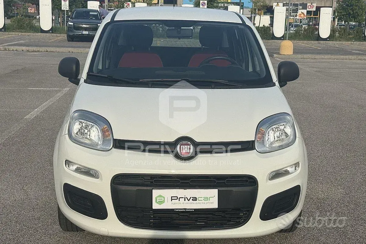 Usata Fiat Panda Pop 69 CV (50 kW) 2019 Bianco Utilitaria