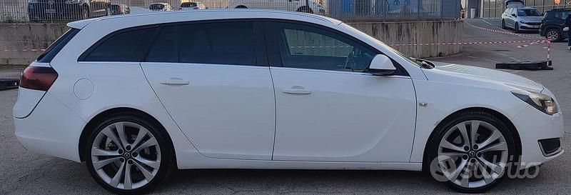 Usata Opel Insignia 2016 Bianco Station wagon