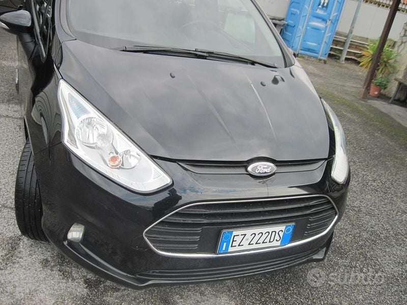 Usata Ford B-MAX Business Edition 75 CV (55 kW) 2015 Nero Monovolume