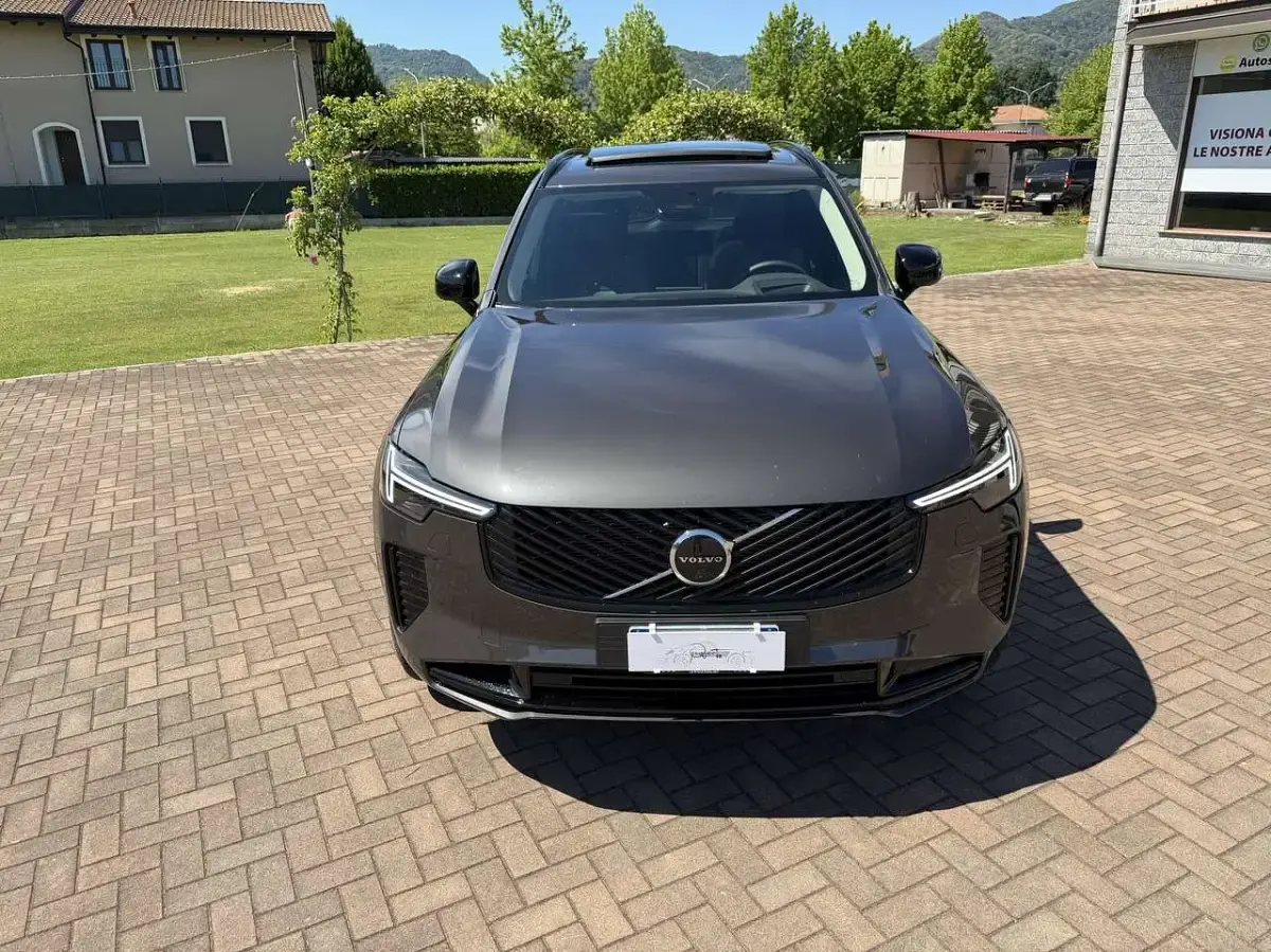 Usata Volvo XC90 Ultra 455 CV (334 kW) 2025 Grigio SUV