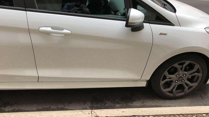 Gebraucht Ford Fiesta ST-Line 86 PS (63 kW) 2018 Weiß Kleinwagen
