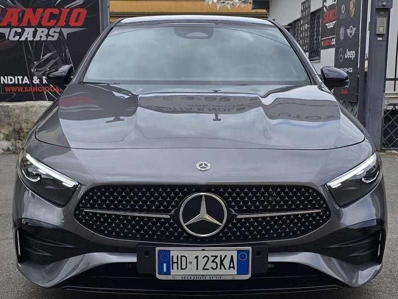 Nuova Mercedes 180 2026 Grigio Berlina