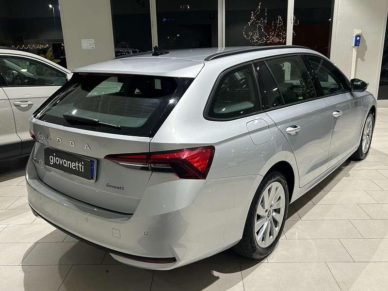 Usata Skoda Octavia Selection 150 CV (110 kW) 2025 Argento Station wagon