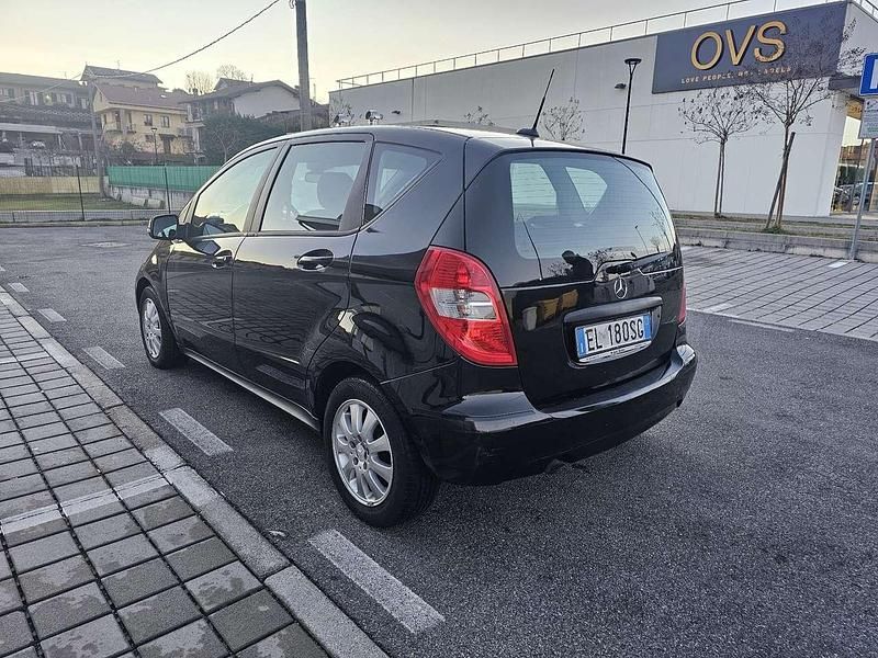 Usata Mercedes A160 Executive 82 CV (60 kW) 2011 Other Monovolume