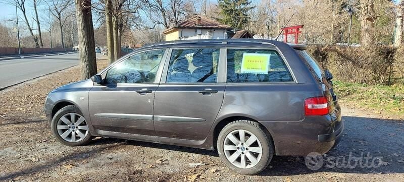 Grigio Usata 2006 Fiat Stilo Dynamic Station wagon | 3300 € (Molto cara) - Immagine 1/4