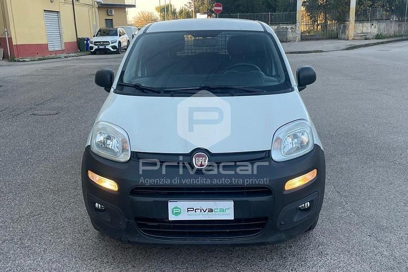 Usata Fiat Panda Pop 69 CV (50 kW) 2018 Bianco Furgone