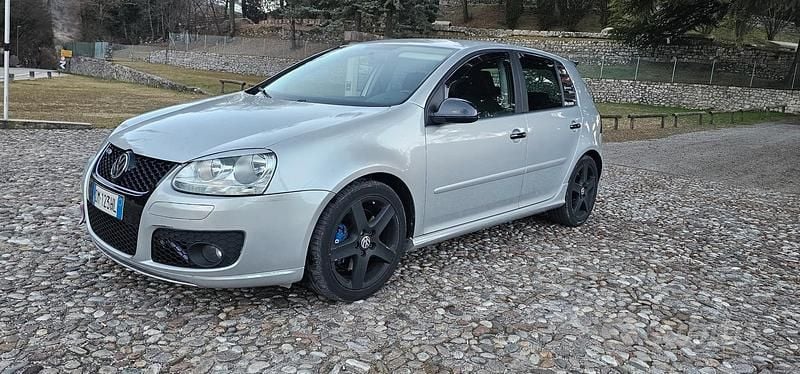 Usata VW Golf V GTD 170 CV (125 kW) 2007 Grigio Utilitaria
