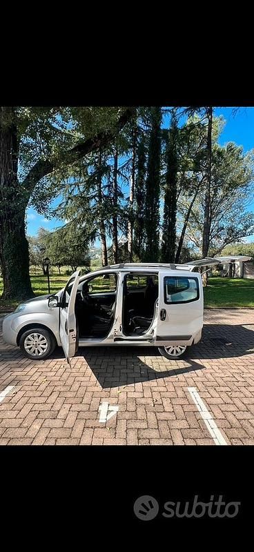 Usata Fiat Qubo Trekking 77 CV (56 kW) 2014 Grigio Monovolume