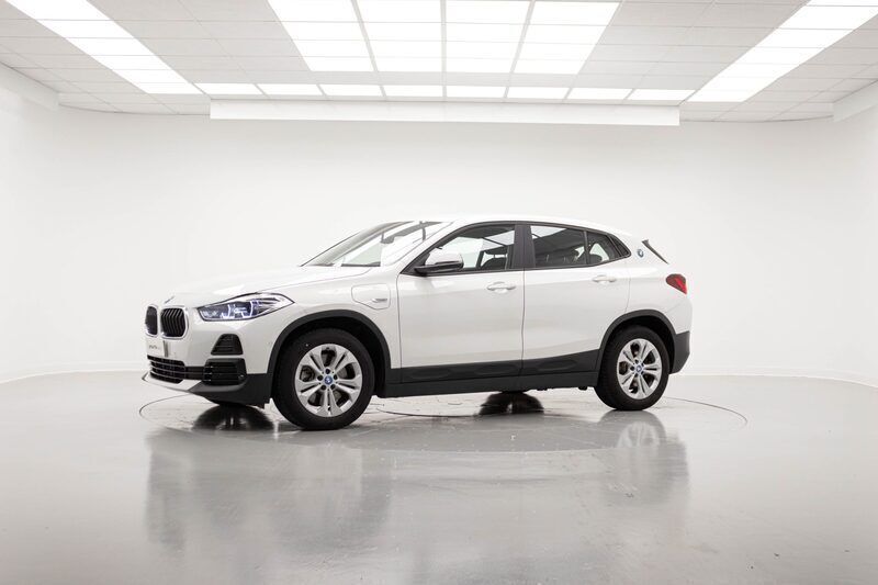 Bianco Usata 2022 BMW X2 Efficient Dynamics SUV | 27.490 € (Buon prezzo) - Immagine 1/4