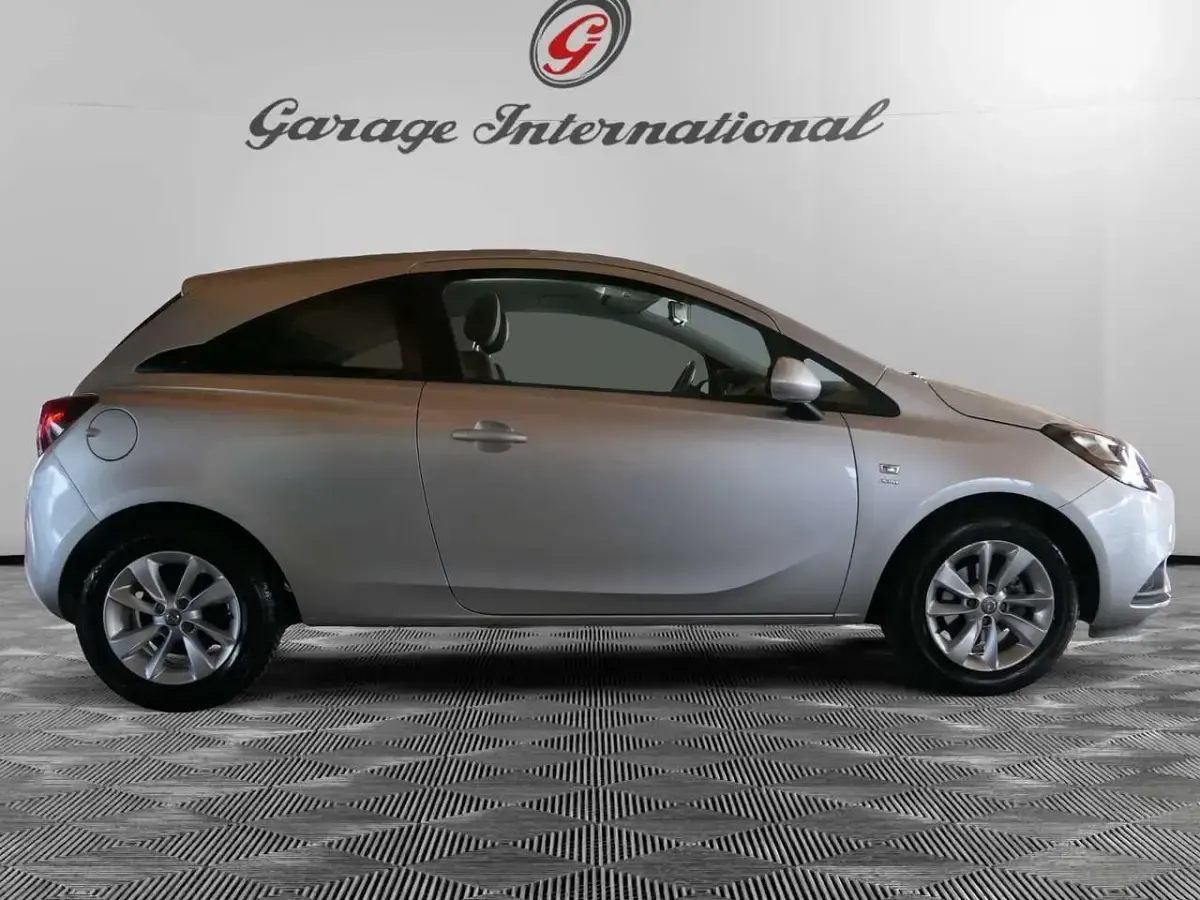 Usata Opel Corsa Active 90 CV (66 kW) 2017 Argento Utilitaria