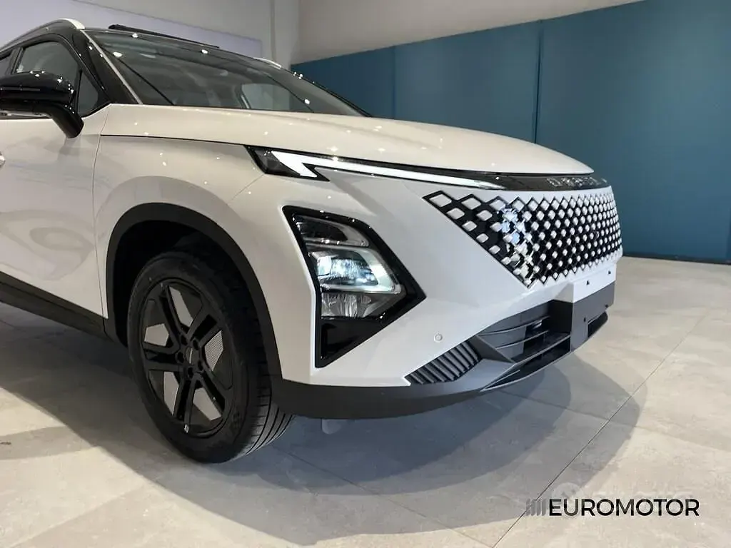 Nuova Omoda 5 147 CV (108 kW) 2026 Bianco SUV