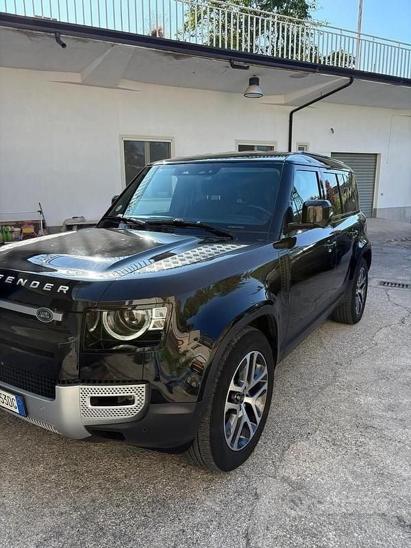 Usata Land Rover Defender 200 CV (147 kW) 2021 Nero SUV