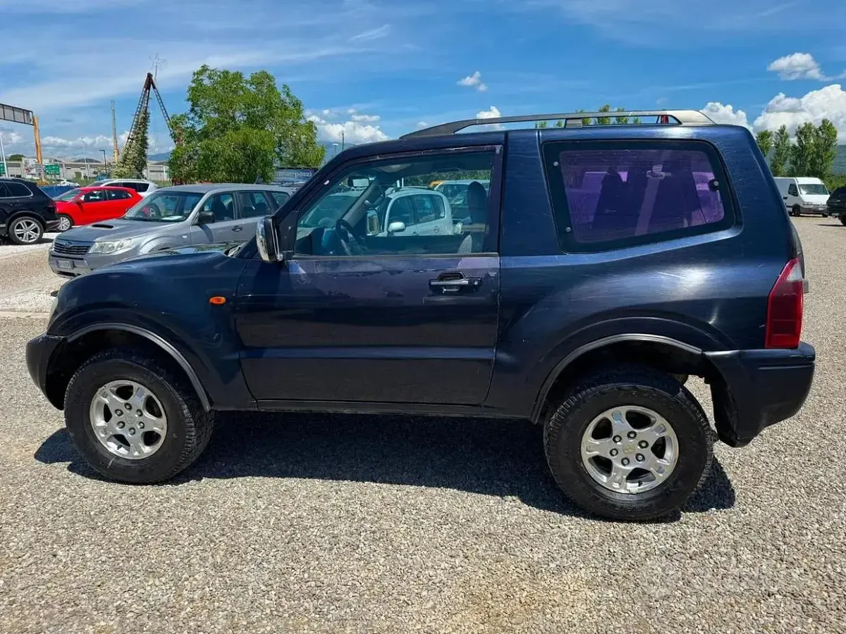 Usata Mitsubishi Pajero 116 CV (85 kW) 2002 Blu SUV