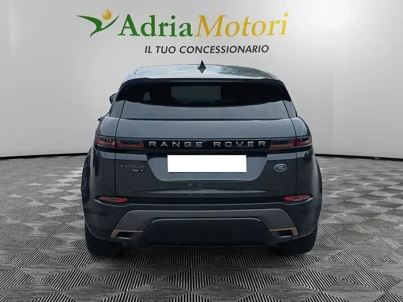 Usata Land Rover Range Rover evoque R-Dynamic 150 CV (110 kW) 2019 Grigio scuro SUV