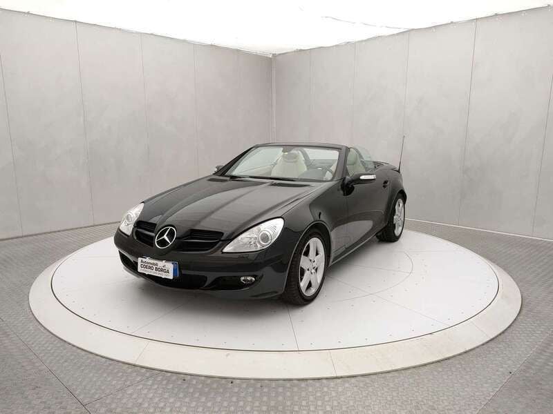 Usata Mercedes SLK280 Chrome 231 CV (169 kW) 2007 Nero Cabrio
