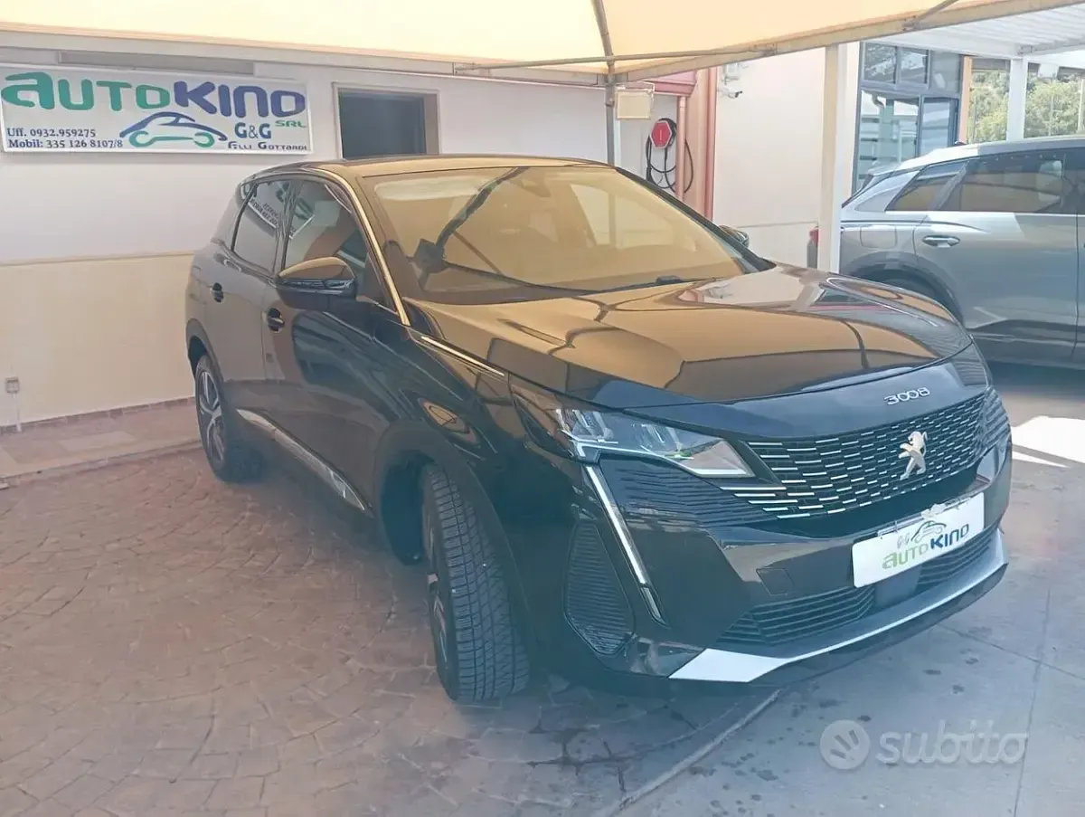 Occasion Peugeot 3008 Allure 131 PK (96 kW) 2023 Zwart SUV