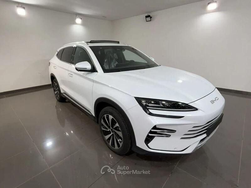 Bianco Nuova 2026 BYD Seal U Boost SUV | 31.950 € (Ottimo prezzo) - Immagine 1/4