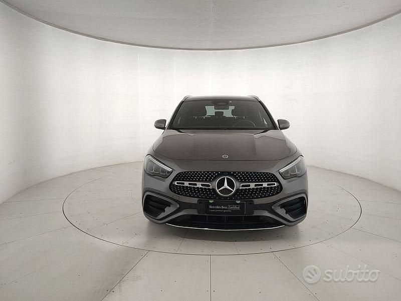 Usata Mercedes GLA200 Advanced 150 CV (110 kW) 2024 Grigio SUV