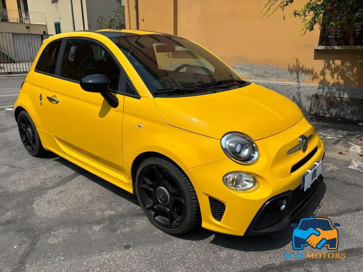 Usata Abarth 595 Pista 160 CV (117 kW) 2020 Giallo SUV